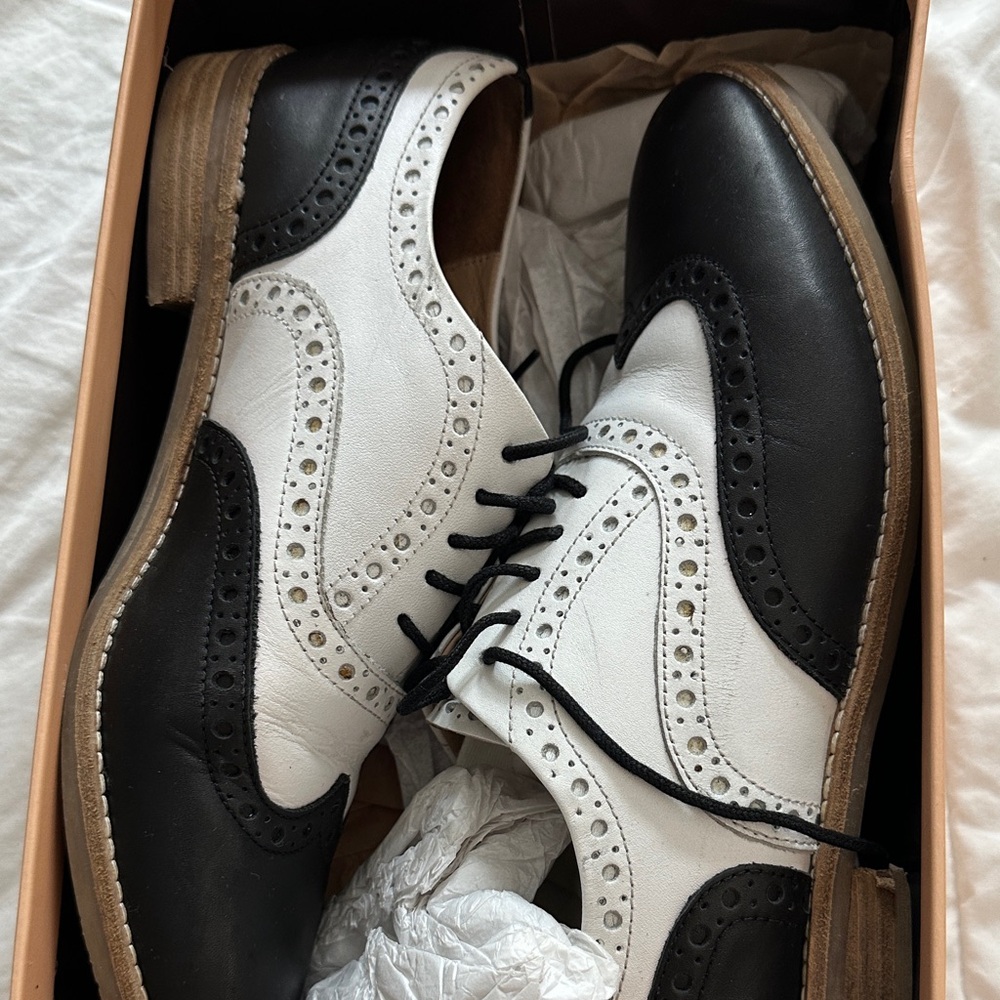 Elegant Black and White Women's Brogue Loafers